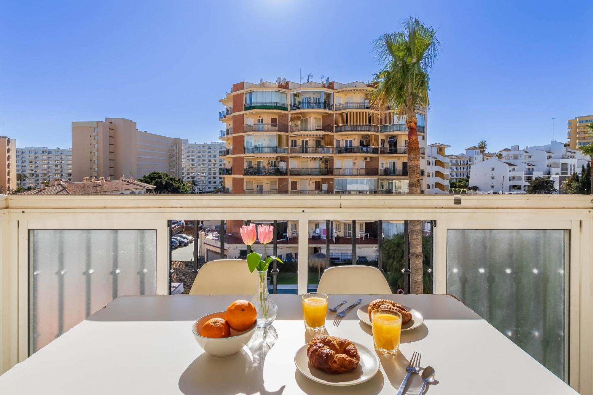 Erisa 68 By Ivi Real Estate Apartment Torremolinos Exterior photo
